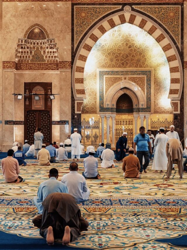 YOU NEED TO KNOW 10 FACTS ABOUT RAMADAN:
